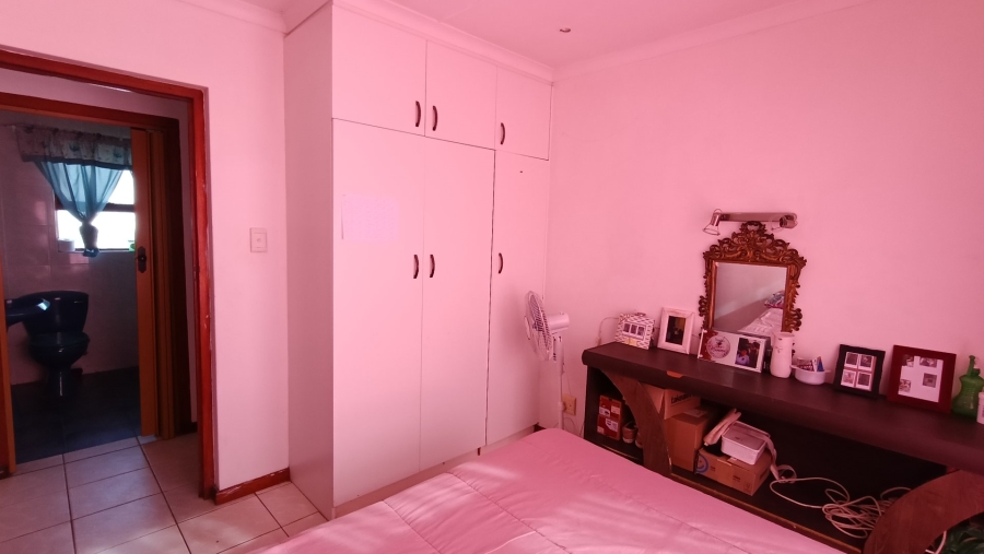 4 Bedroom Property for Sale in Delvillepark Western Cape